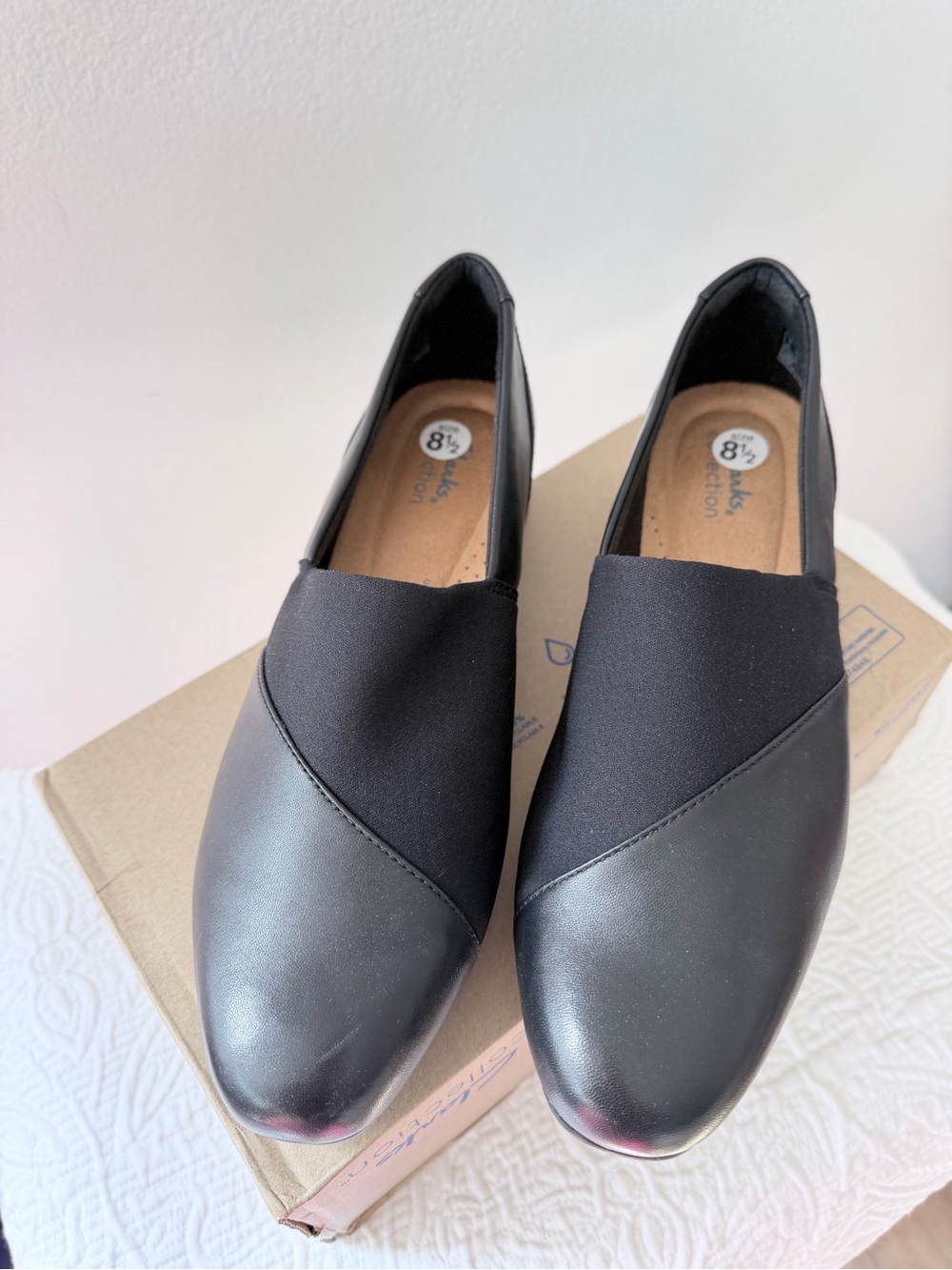 Clarks Juliet Gem Womens 8.5 W Black Leather Slip On Loafers Flats Shoes New - Picture 2 of 8